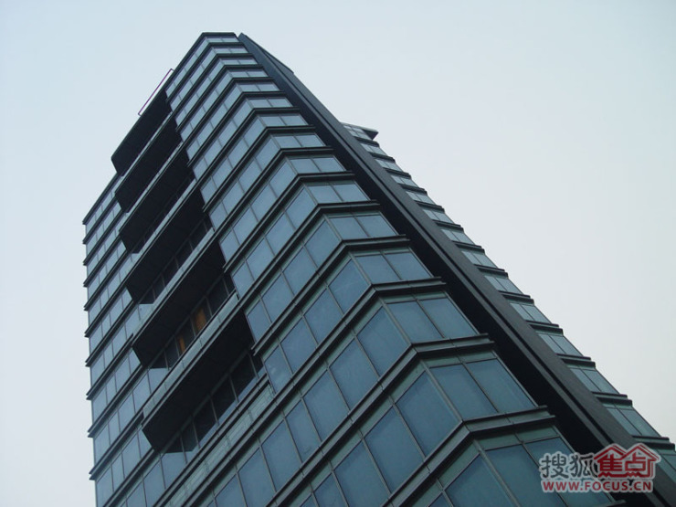 昆仑公寓外观实景图3