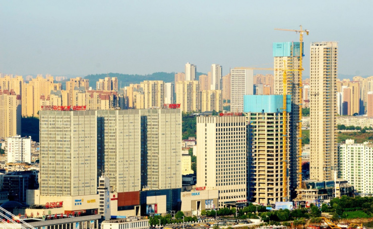 工程进度:宜昌国际广场2号楼即将封顶