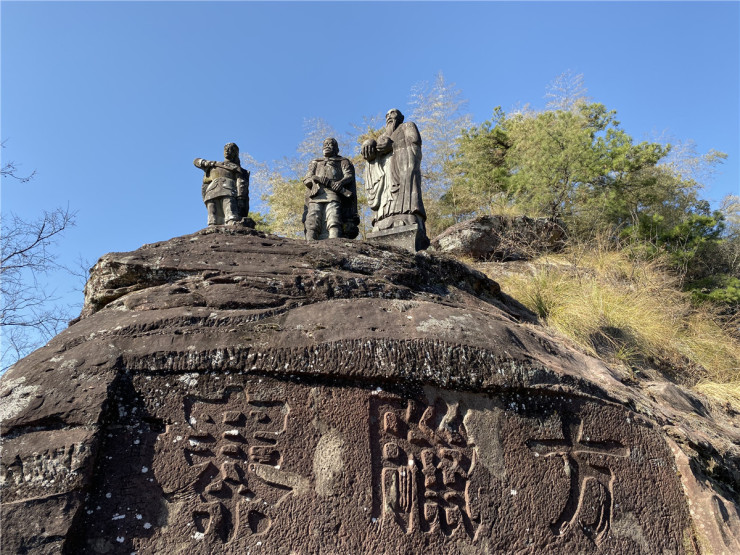 采风之旅黄山知名媒体齐聚齐云山一睹后山幽美景色