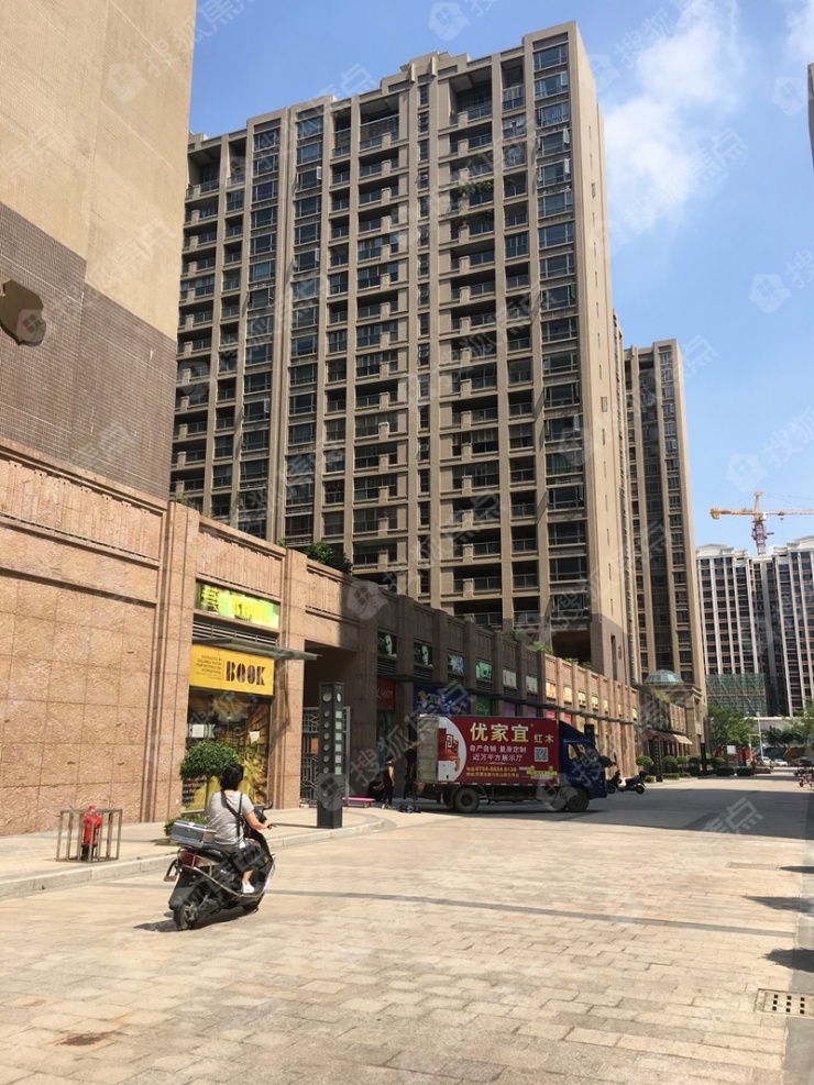 充耀盛荟剩少量110-160平现房及50-110平商铺在售