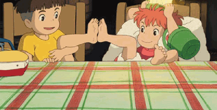 他们快乐玩耍,成长 快乐地学习书画,外语,音乐 每一个周末的闲暇时光