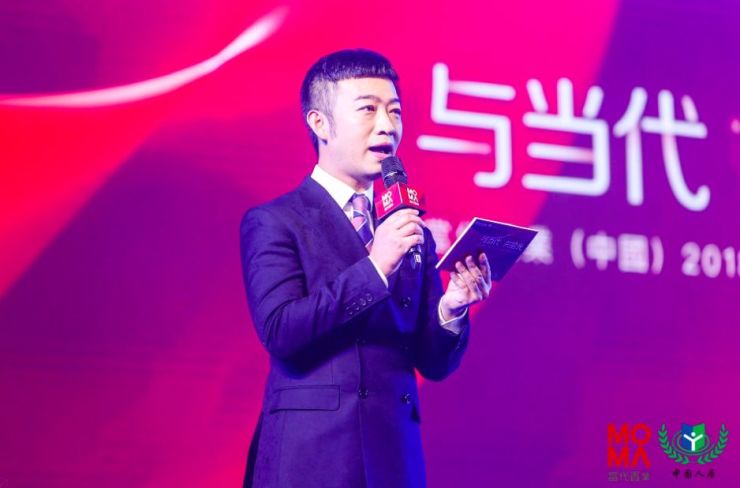 东南卫视著名主持人 刘伟先生