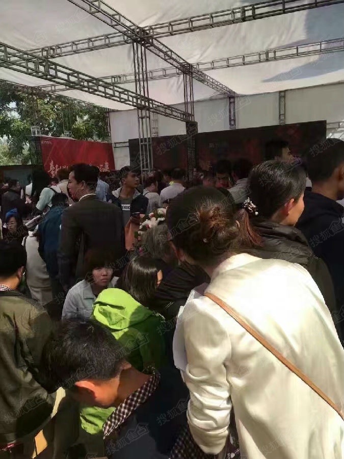 抢房啦!人山人海,海悦城这是要火呀!-北京搜狐焦点