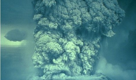 火山爆发电影