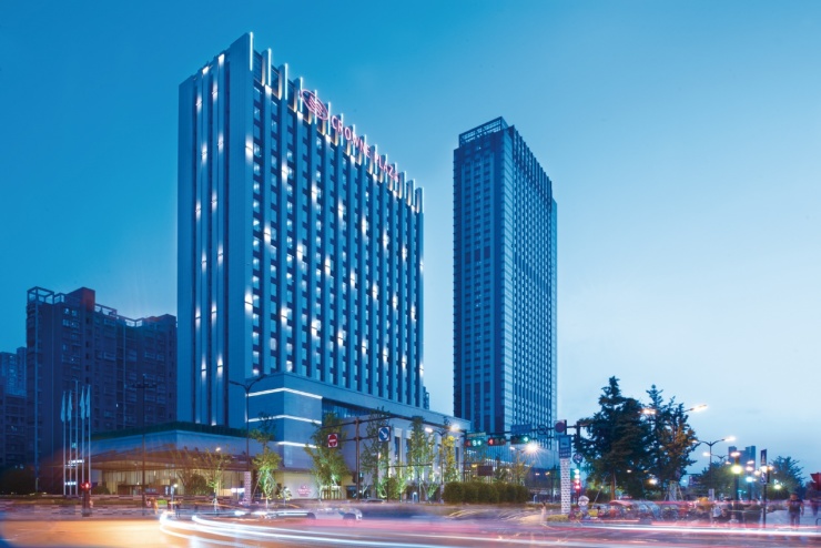 龙湖集团第二家酒店开业 "空间即服务"战略向旅居空间延伸