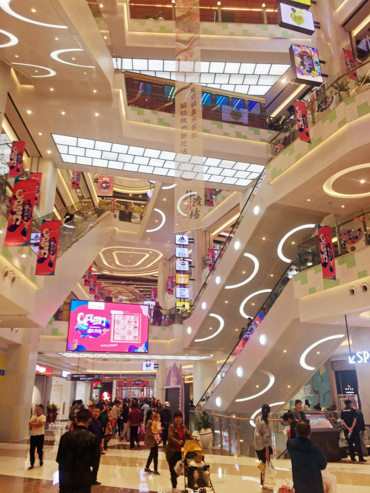 江西鹰潭首家购物中心鹰潭天虹1017开业了