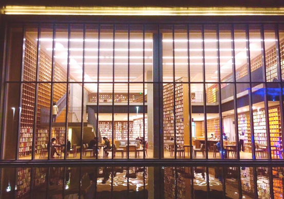 书店是温暖一座城市的光芒所以临安图书馆分馆岛上书店与你幸会