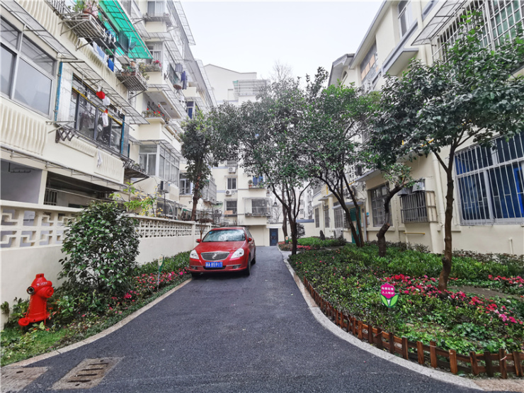 对话绿城杜平螺蛳壳里做道场