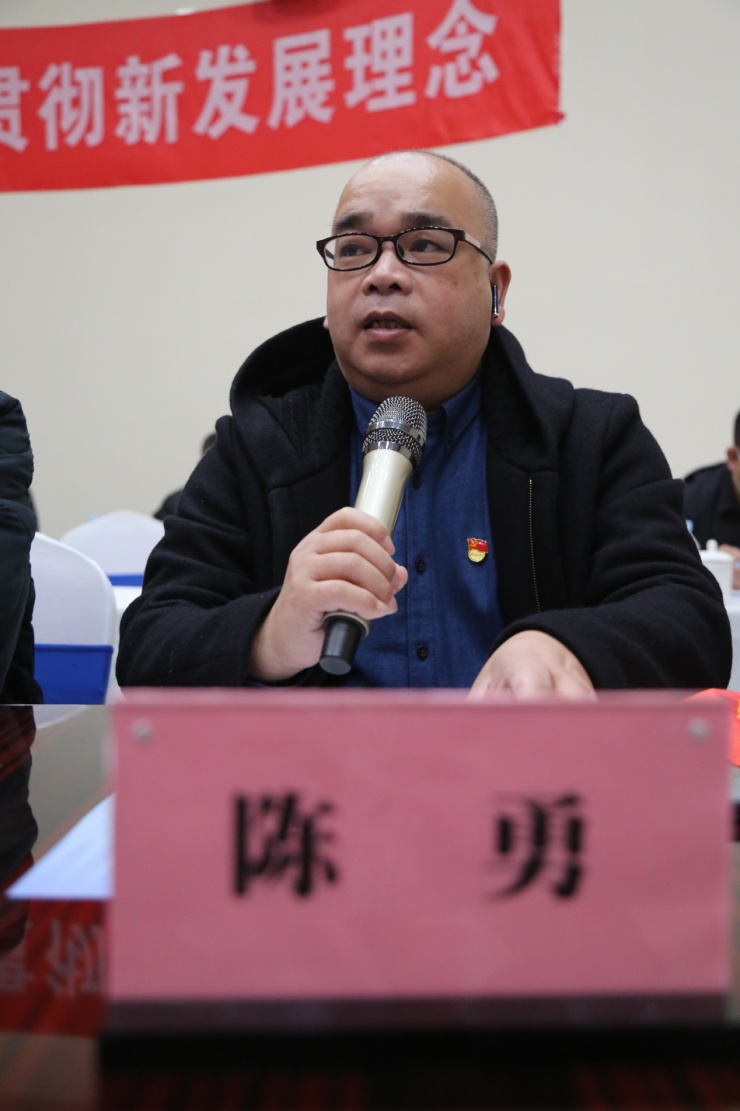 河北省食品流通商会党支部书记杜丰胜表示,认真学习贯彻落实好省十次