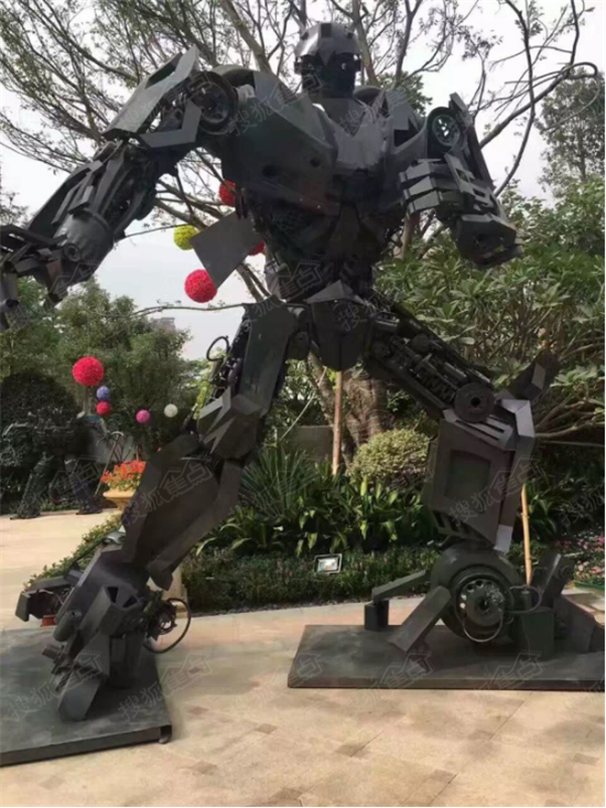 安溪·恒大御景:重温变形汽车人 追忆燃烧的青