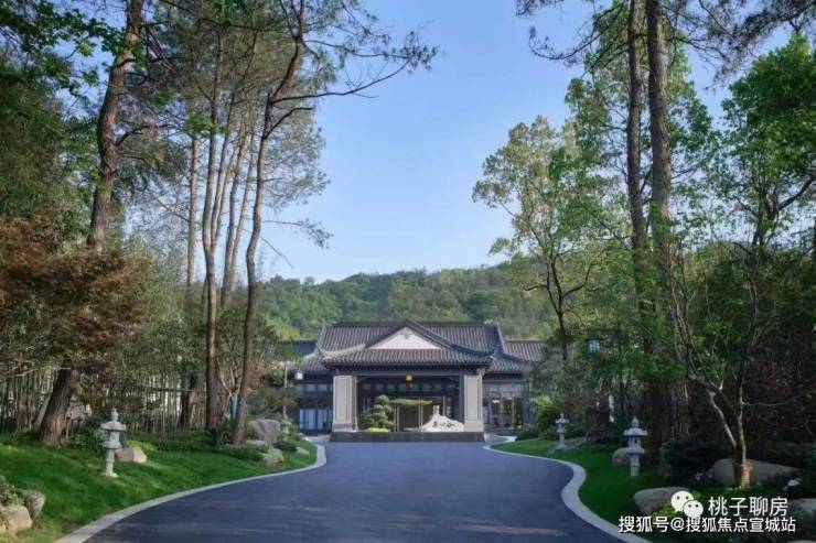 户 型 鉴 赏藏龙瀑布-中国竹博园-云上草原高山旅游度假区-江南天池