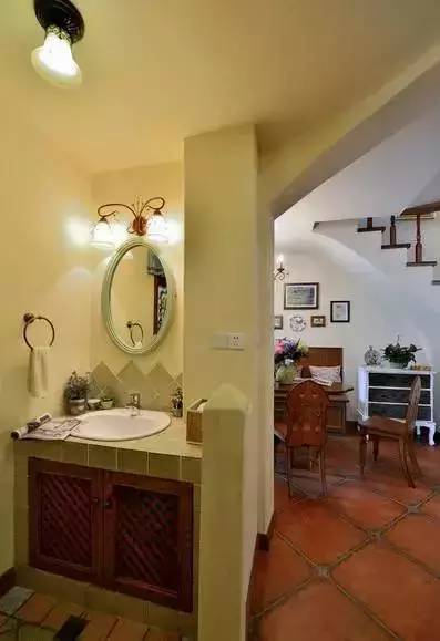 卫生间洗手台这样隔断,干湿分离效果好!