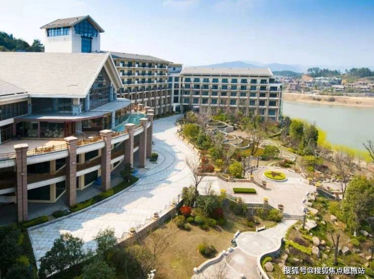 杭州银城青山湖畔售楼处电话丨银城青山湖畔丨24小时热线丨售楼部地址