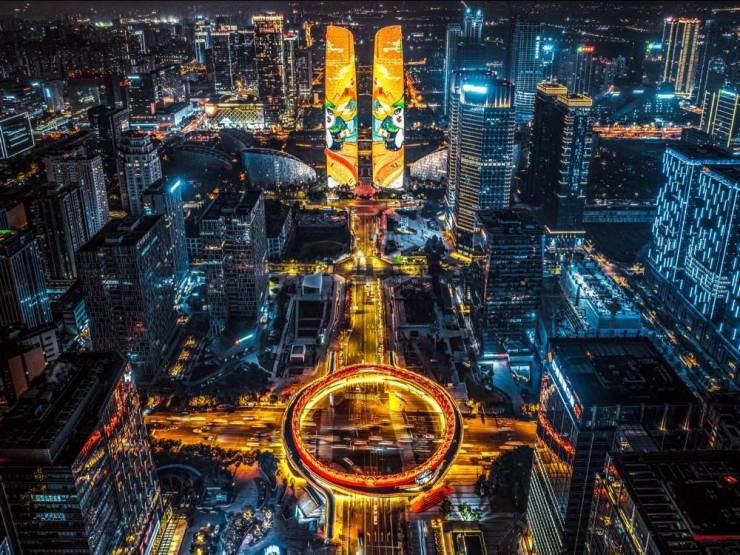 成都【嘉佰道】营销中心热线(最新认证)_总价区间_在售户型图_8月优惠活动_楼盘详情_在线答疑(图2)