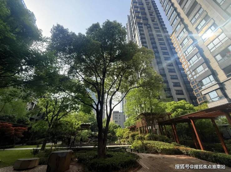 上海静安苏河融景销售中心