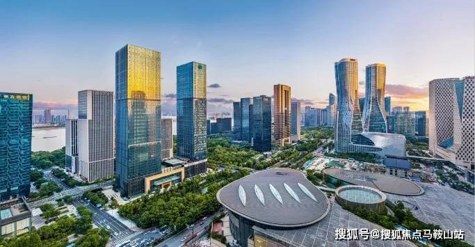 产品,从建筑外立面到室内空间设计,再到灯光布局,均来自国际大师之手