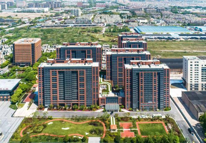 养老院所提供的不仅仅是高品质的住宿,更重要的是医疗护理和康复服务