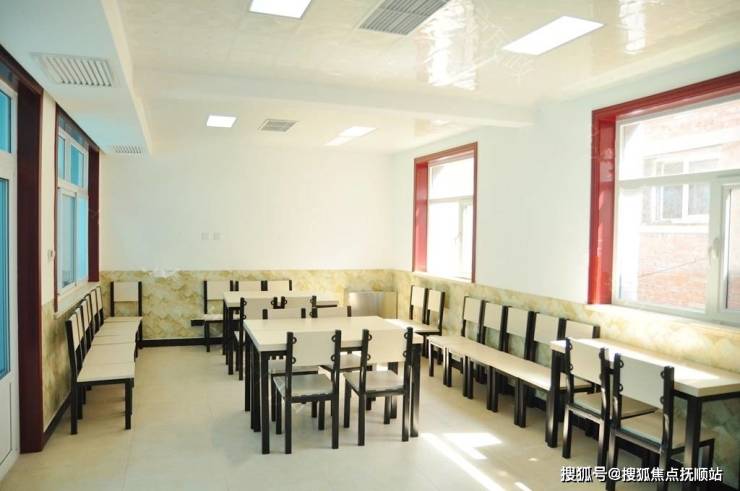 良乡社会福利中心养老院护理流程规范生活配套一应俱全月租3800元起欢迎来电咨询(图2)