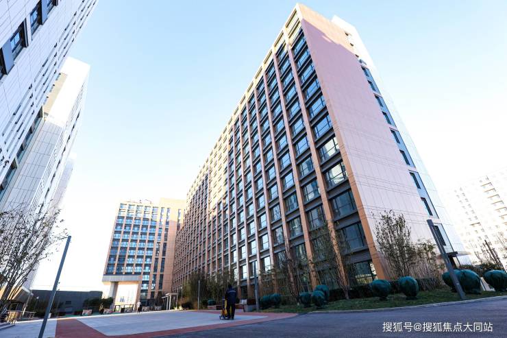 四纬路与航桥中路交叉口畅顺园小区：中国太平玉兰人家养老社区2026年接受对象与月费价格(图1)
