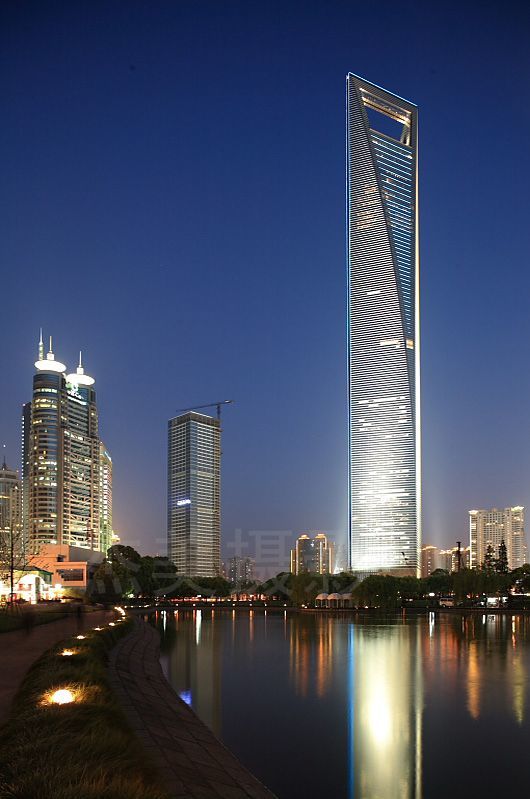 上海环球金融中心开瓶器 | 曾经最具争议的上海