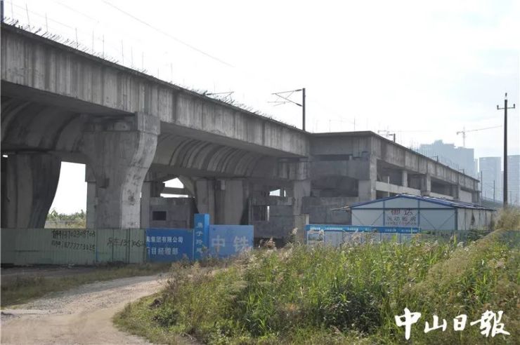 广珠城轨翠亨站建设暂停施工?不怕!还有3个城