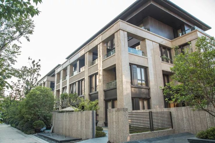 尓吉其项目展示上海地产丨地产尚海郦景