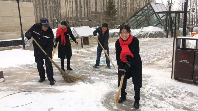 【暖心和院】大雪无痕,看得见的物业温度